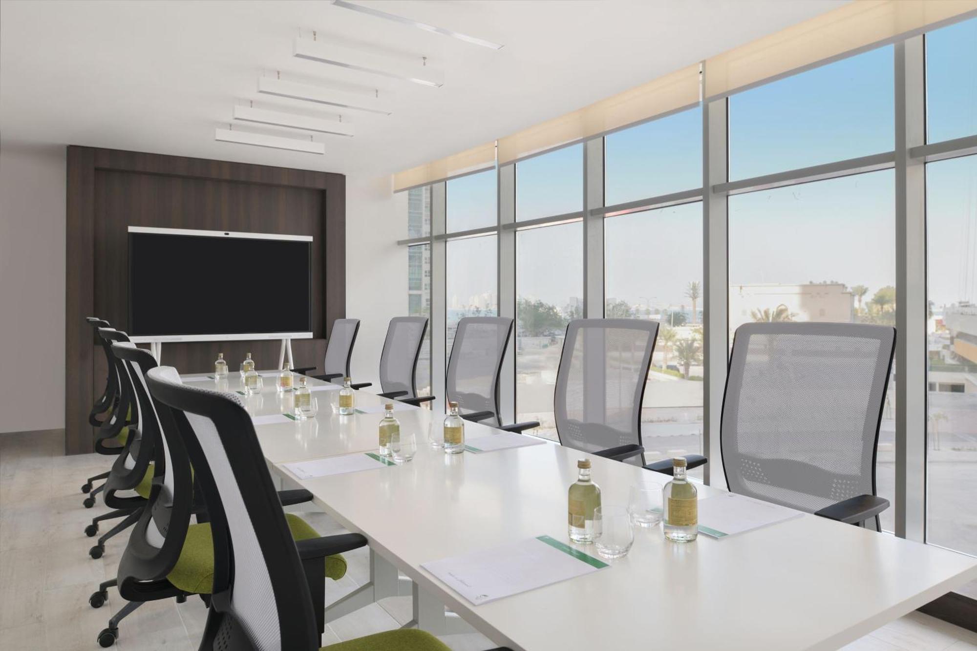 Element By Westin West Bay Doha Hotel Luaran gambar Boardroom
